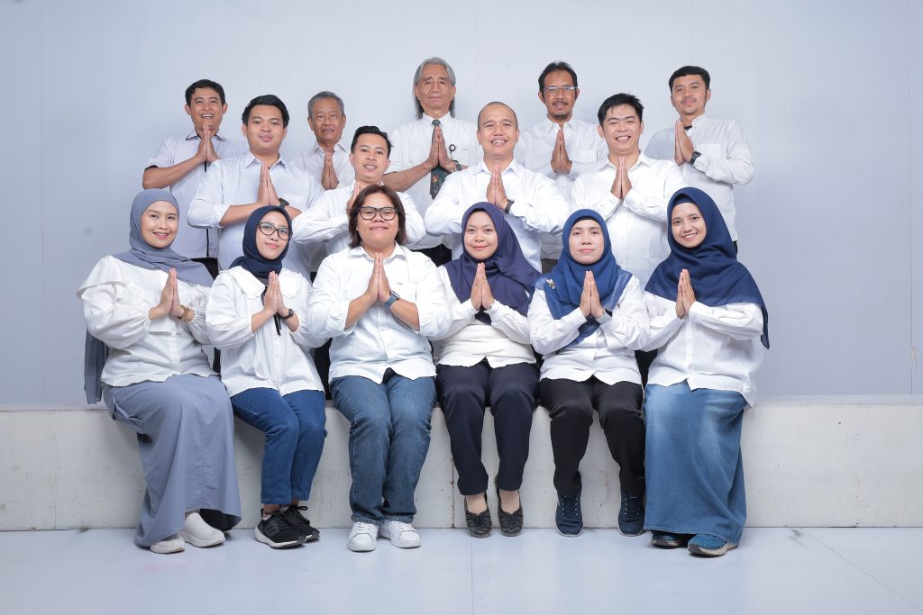 Lecturers and Staffs (15)
