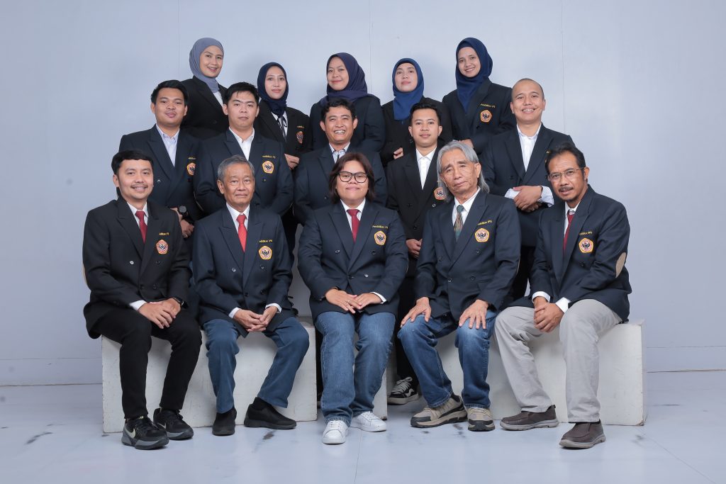 Lecturers and Staffs (23)