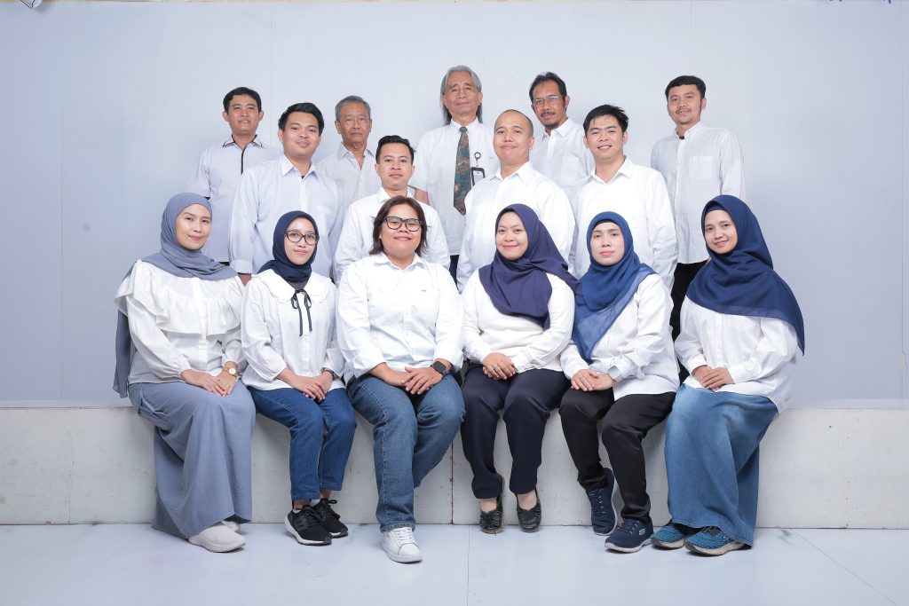 Lecturers and Staffs (3)