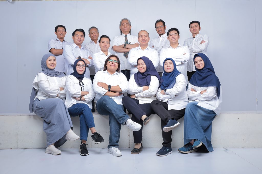 Lecturers and Staffs (9)